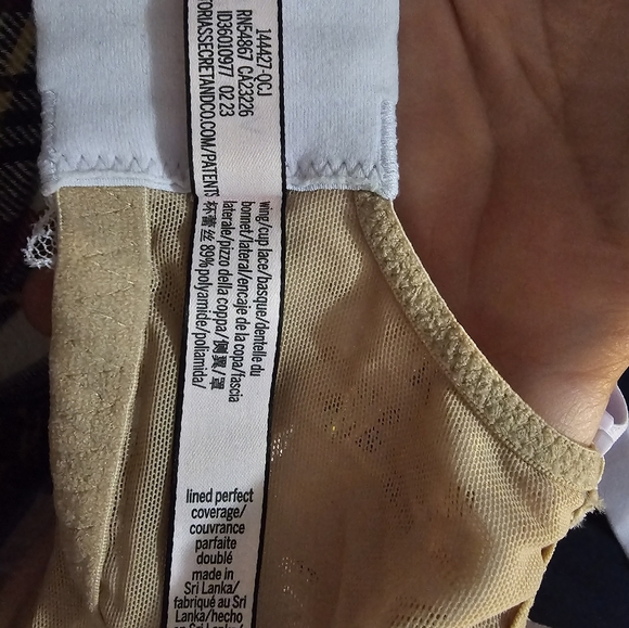 Victoria's Secret lightly lined Bra 38DDD - Picture 3 of 4